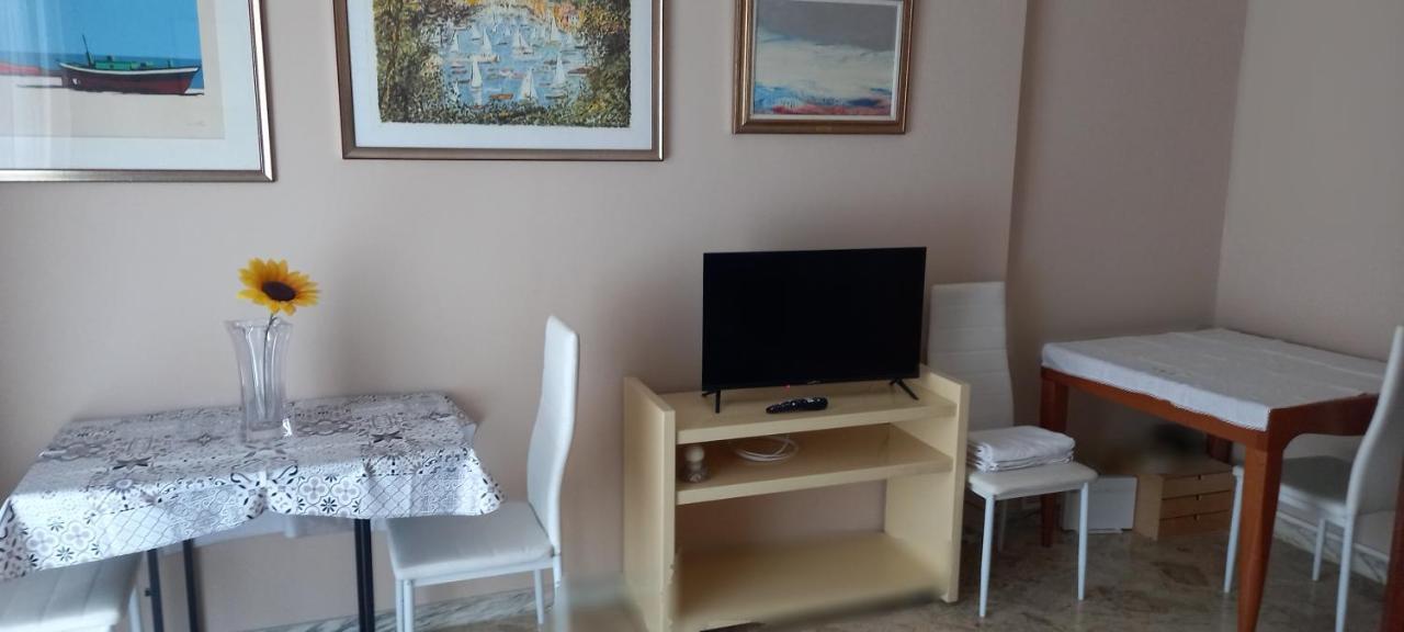 Apartamento The Shelter Bari Exterior foto
